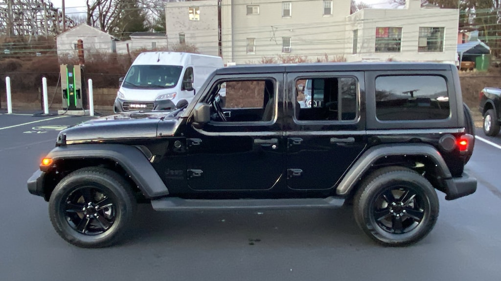 Certified 2022 Jeep Wrangler Unlimited Sport Altitude SUV