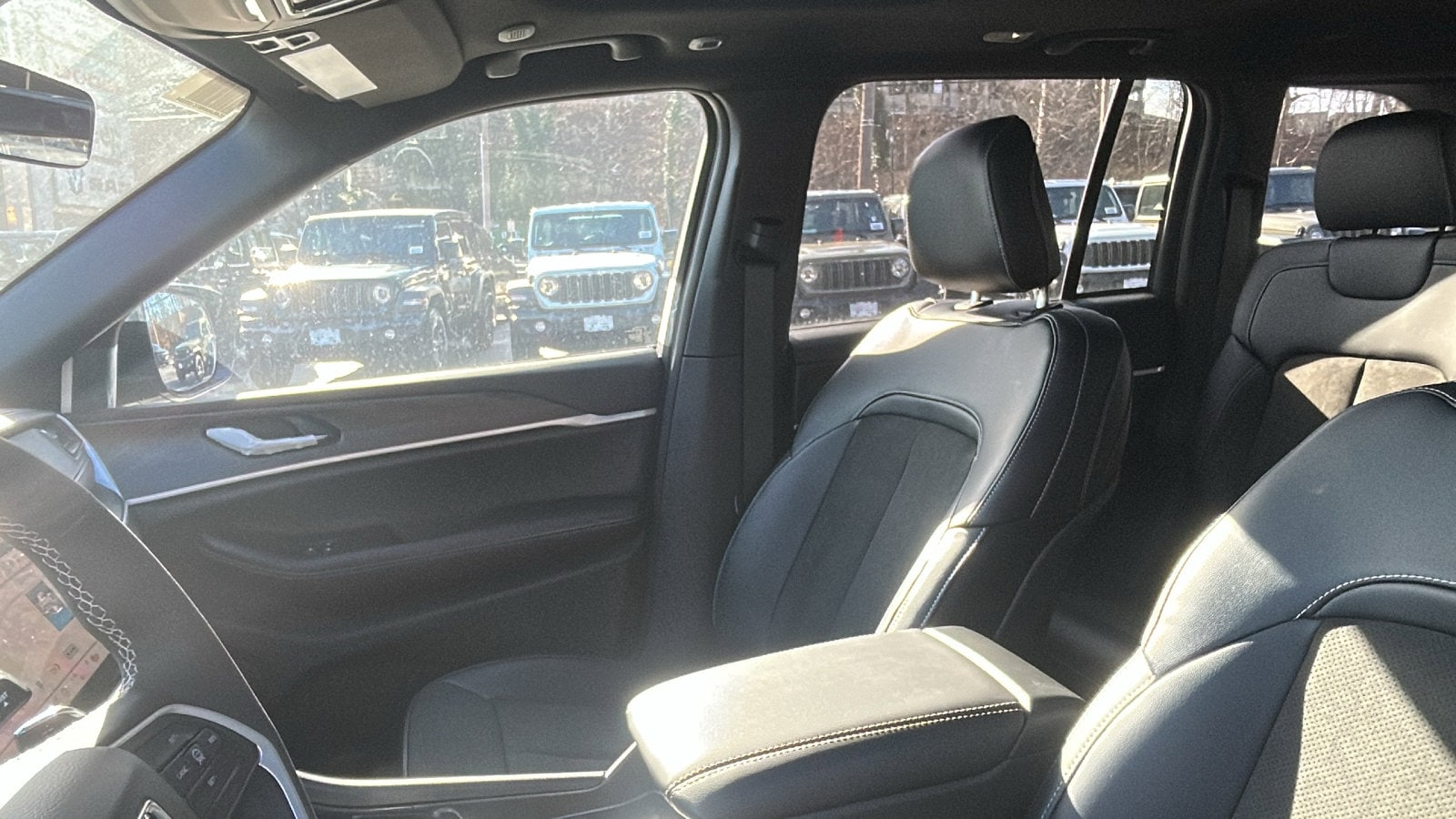 2026 Jeep Grand Cherokee Laredo - Photo 26