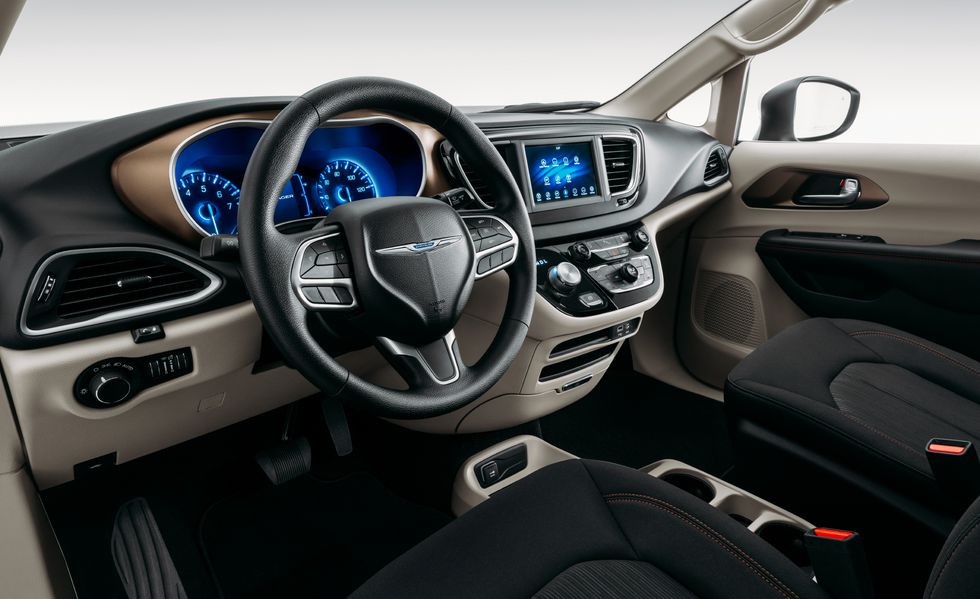 2020 Chrysler Voyager Springfield NJ