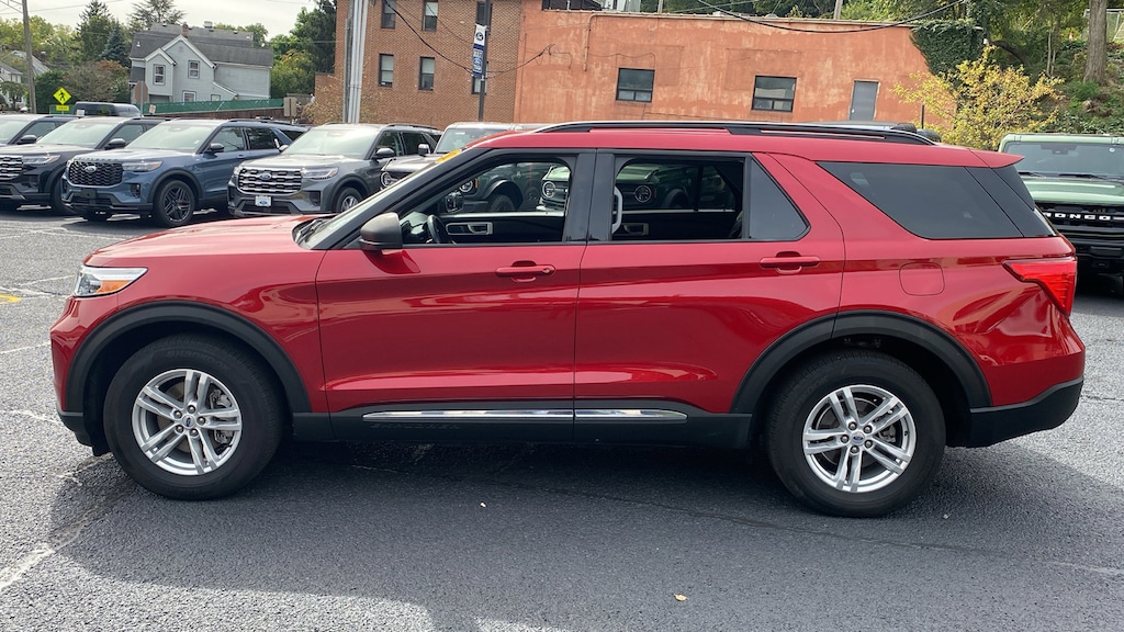 Used 2022 Ford Explorer XLT SUV