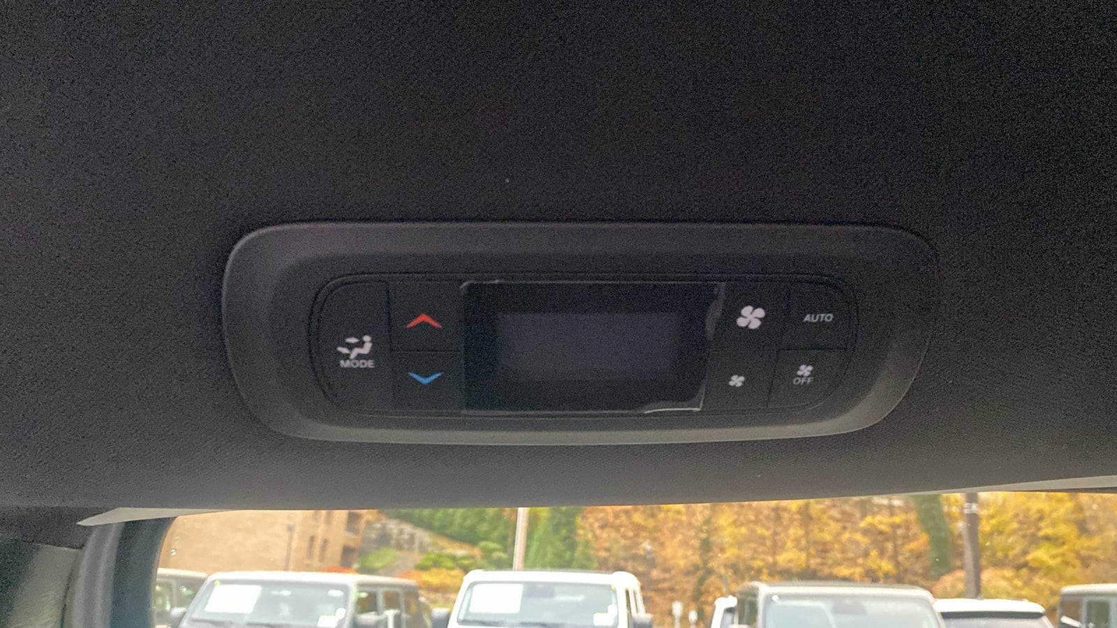 2026 Chrysler Pacifica Select - Photo 20