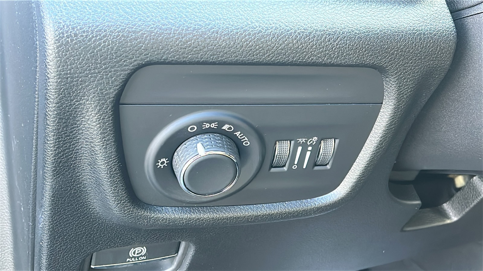 2026 Jeep Grand Cherokee Laredo - Photo 17