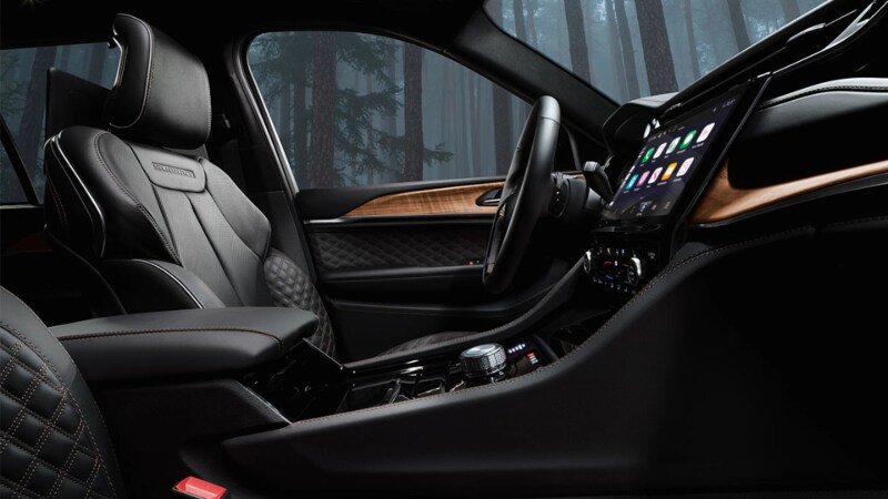 2025 Jeep Grand Cherokee New Features