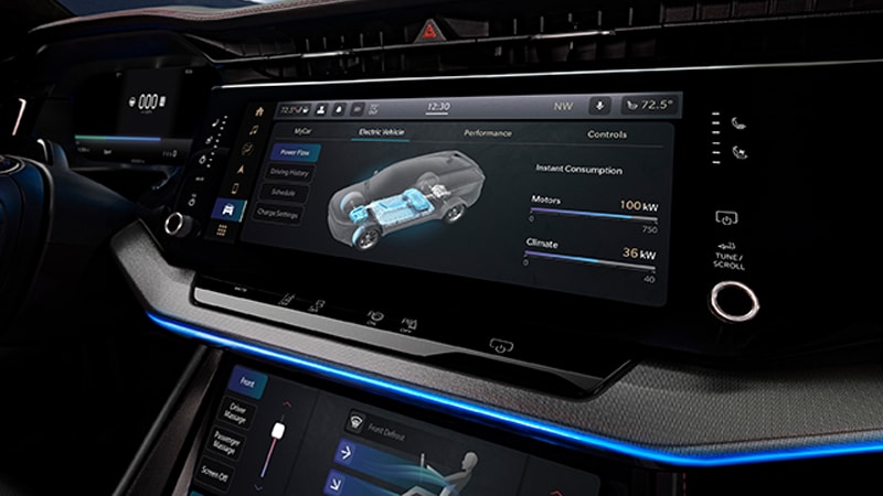 2024 Wagoneer S tows up to 3,400 pounds