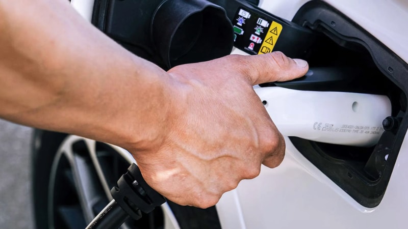 2024 Jeep Grand Cherokee Fuel
