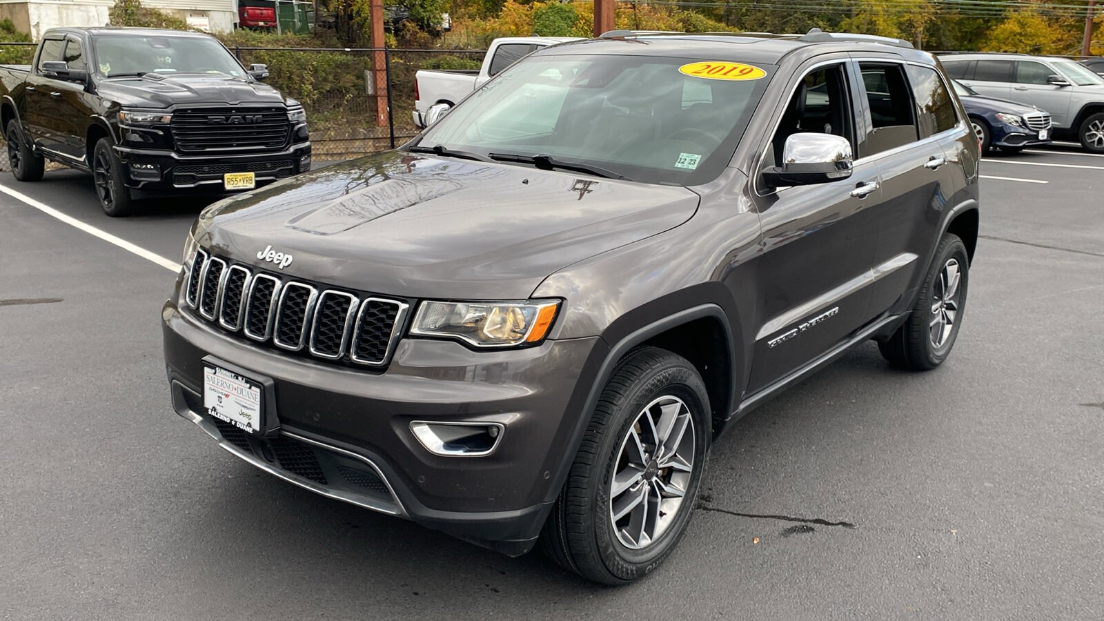 2019 Jeep Grand Cherokee Limited photo 3