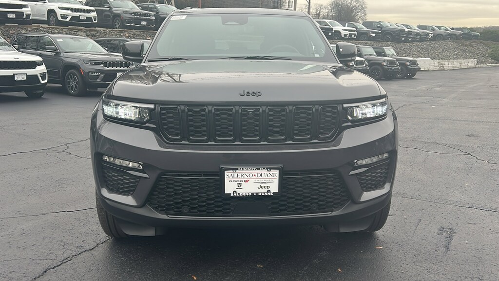 New 2025 Jeep Grand Cherokee LIMITED 4X4 Sport Utility