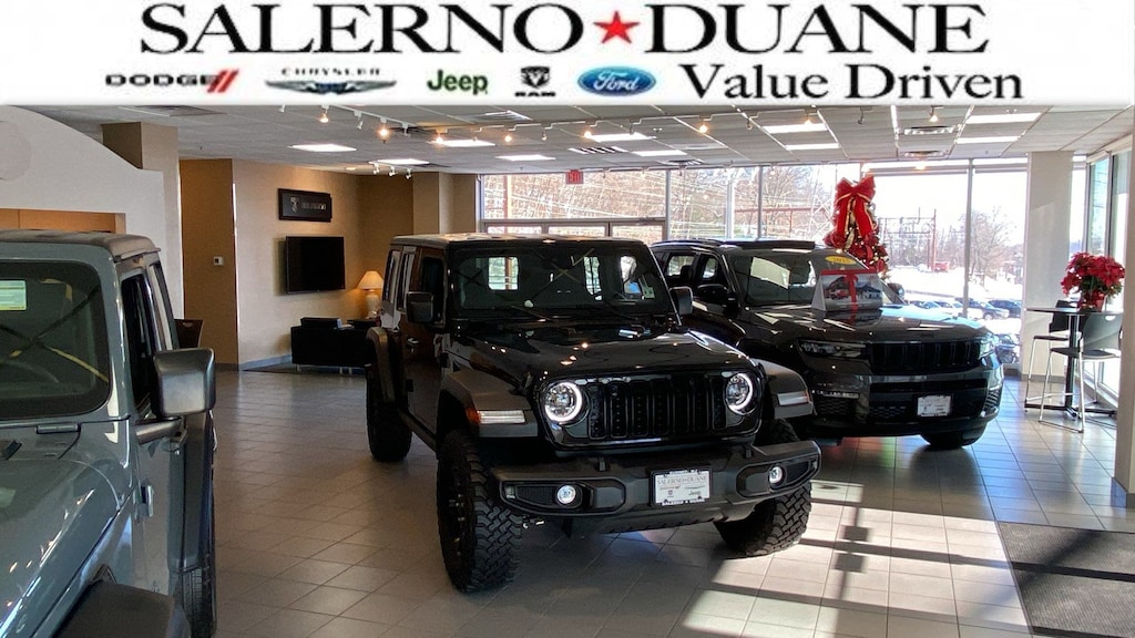 Used 2025 Jeep Wrangler Willys SUV