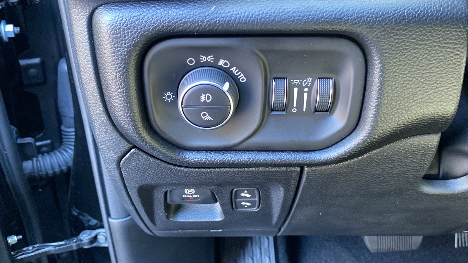 2026 RAM 1500 Big Horn/Lone Star - Photo 8