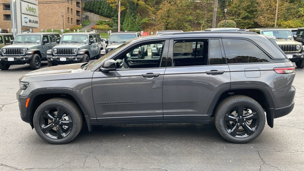 New 2025 Jeep Grand Cherokee LIMITED 4X4 Sport Utility