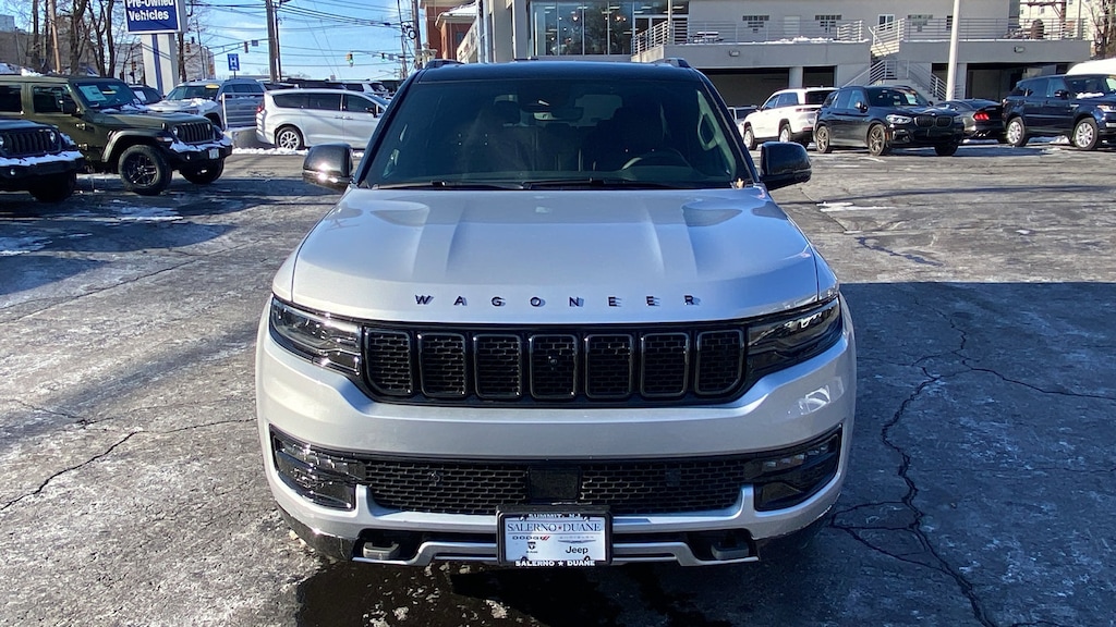 New 2025 Jeep Wagoneer OVERLAND 4X4 Sport Utility