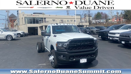 2024 Ram 3500 Chassis Cab 3500 TRADESMAN CHASSIS REGULAR CAB 4X4 60' CA Pickup