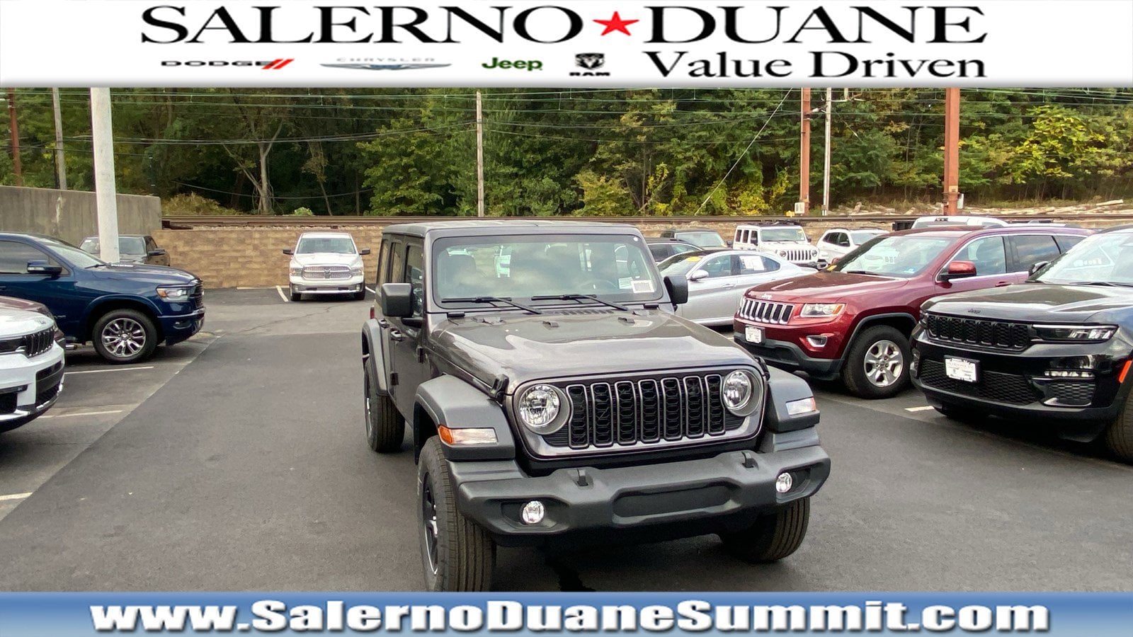 2026 Jeep Wrangler 4-Door Sport's photo