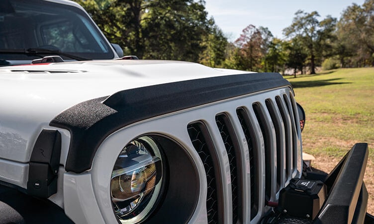 Jeep hood deflector