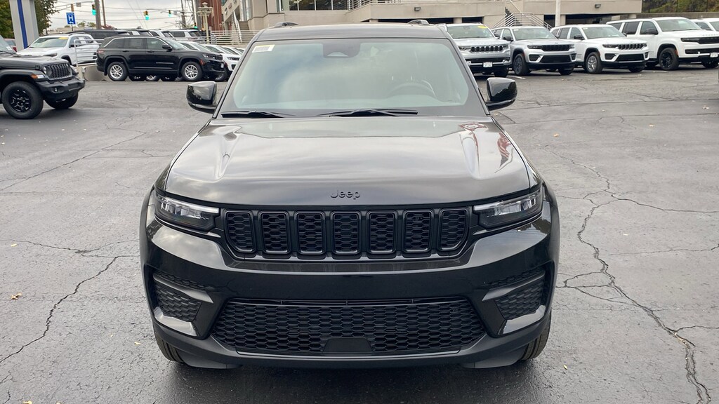 New 2025 Jeep Grand Cherokee ALTITUDE X 4X4 Sport Utility