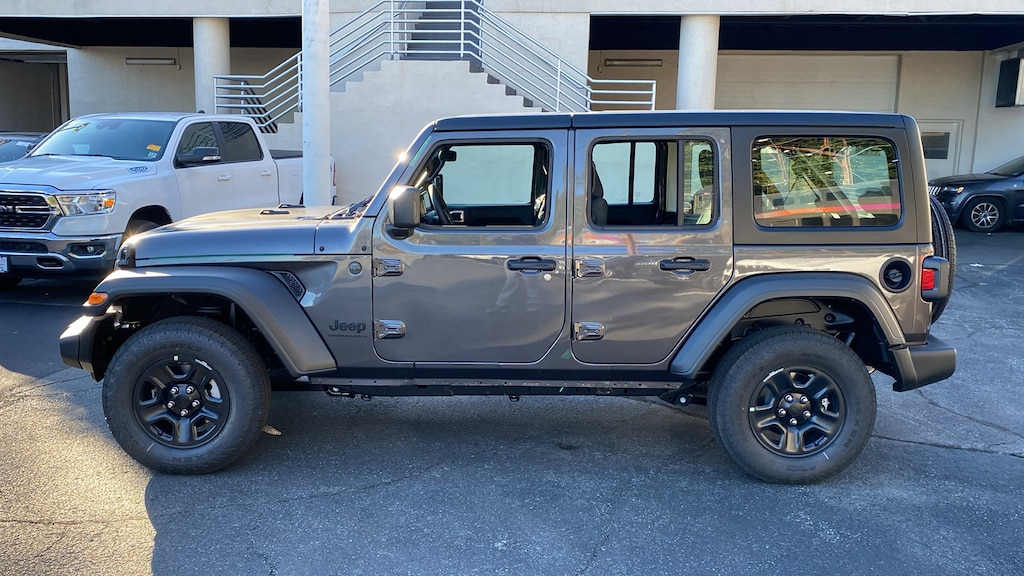 New 2026 Jeep Wrangler 4-DOOR SPORT Sport Utility