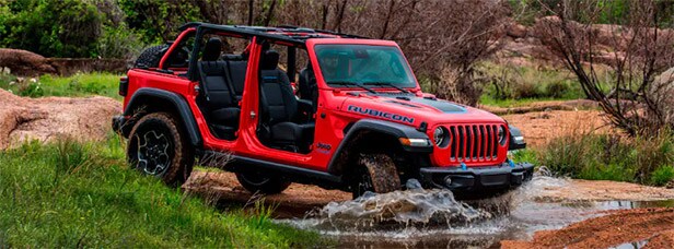 22-wrangler-4xe-off-road.jpg