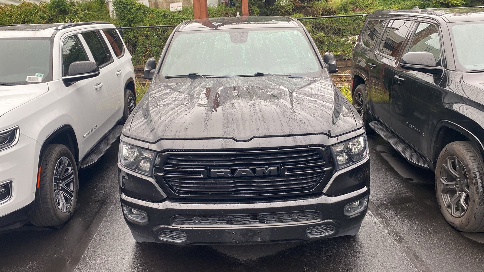 2021 Ram 1500 Big Horn photo 3