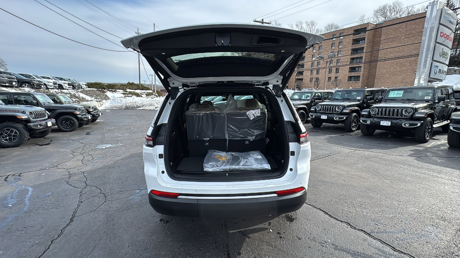 2026 Jeep Grand Cherokee L Limited - Photo 8