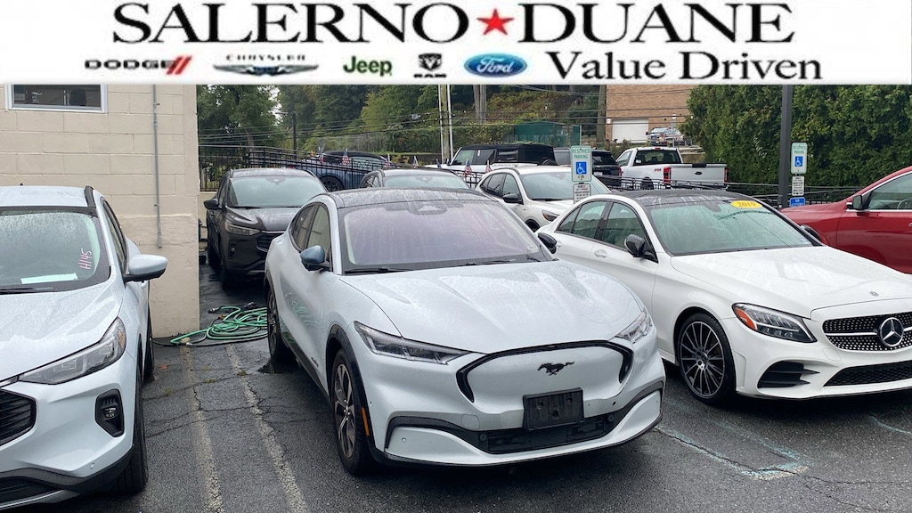 Used 2021 Ford Mustang Mach-E Premium SUV