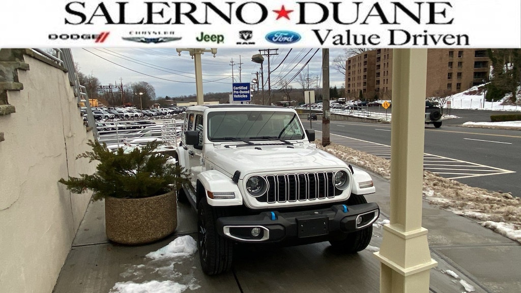 Used 2024 Jeep Wrangler 4xe Sahara SUV