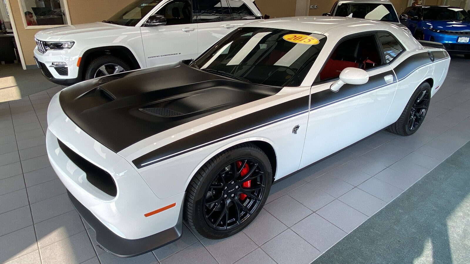 2015 Dodge Challenger SRT8 Hellcat photo 4