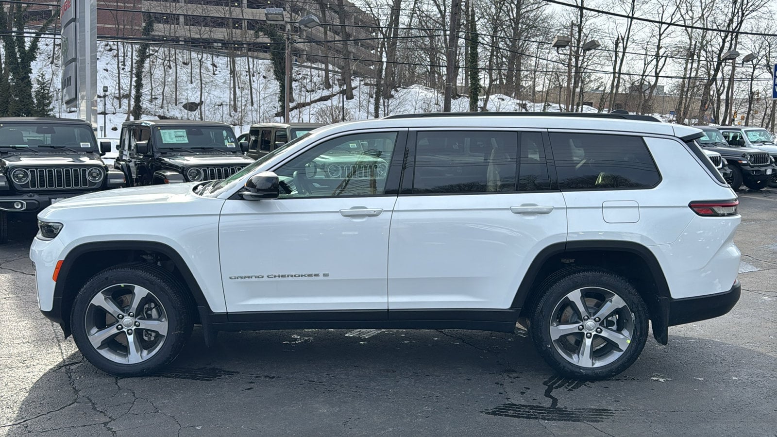 2026 Jeep Grand Cherokee L Limited - Photo 10