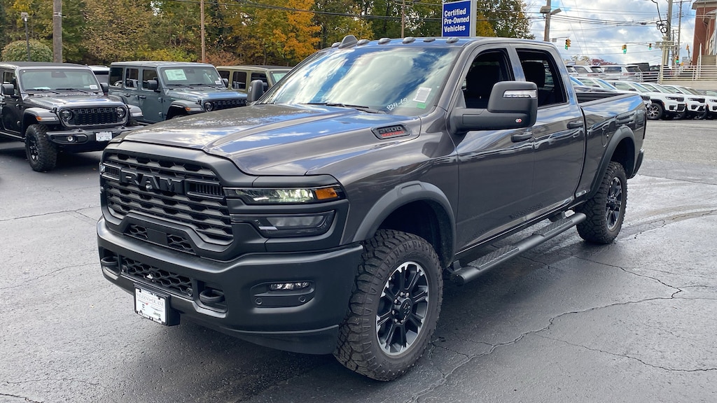 New 2026 Ram 2500 WARLOCK CREW CAB 4X4 6'4 BOX Pickup