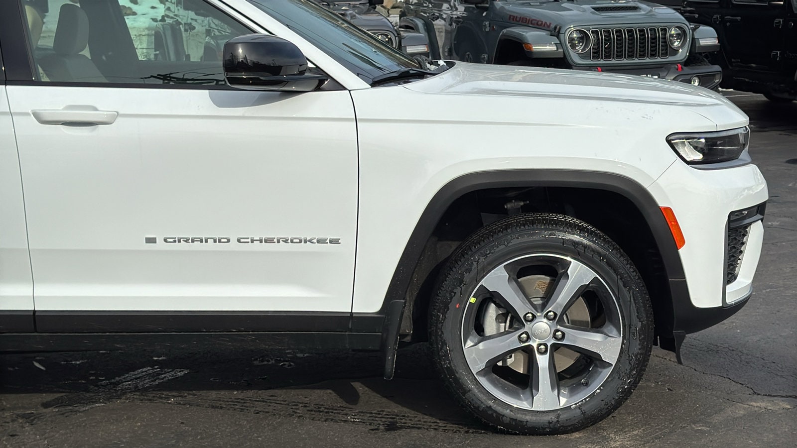 2026 Jeep Grand Cherokee L Limited - Photo 4
