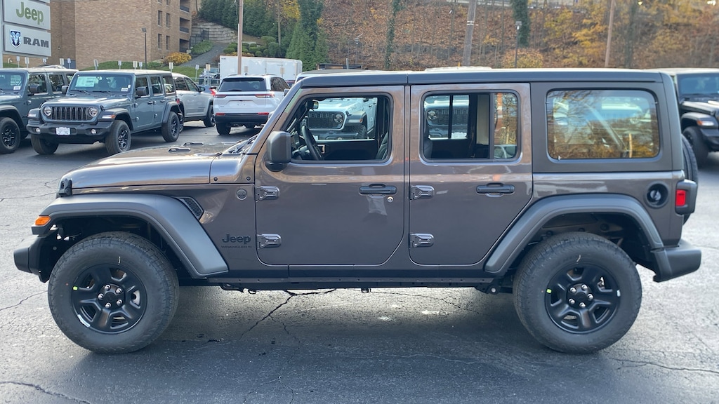 New 2026 Jeep Wrangler 4-DOOR SPORT Sport Utility