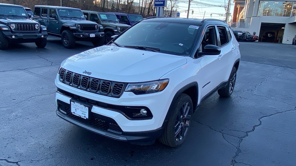 New 2026 Jeep Compass LIMITED ALTITUDE 4X4 Sport Utility