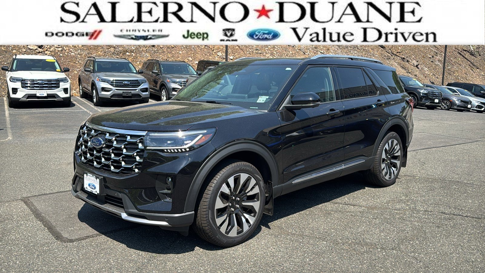 2025 Ford Explorer Platinum 4WD (PL535)'s photo