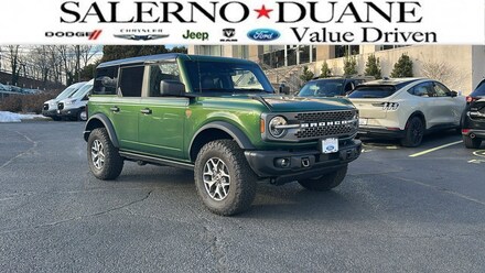 2025 Ford Bronco Badlands SUV