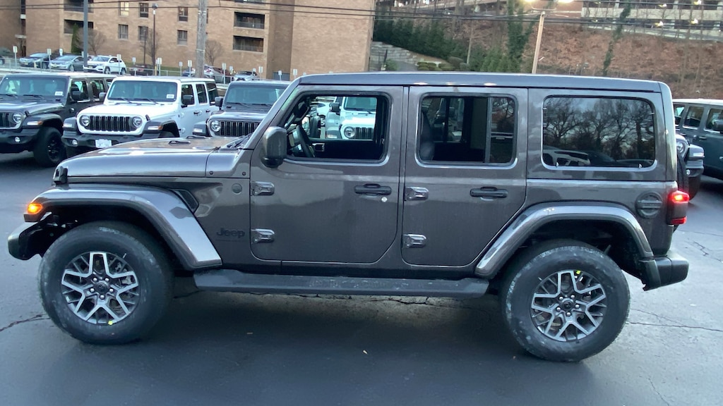 New 2026 Jeep Wrangler 4-DOOR SAHARA Sport Utility