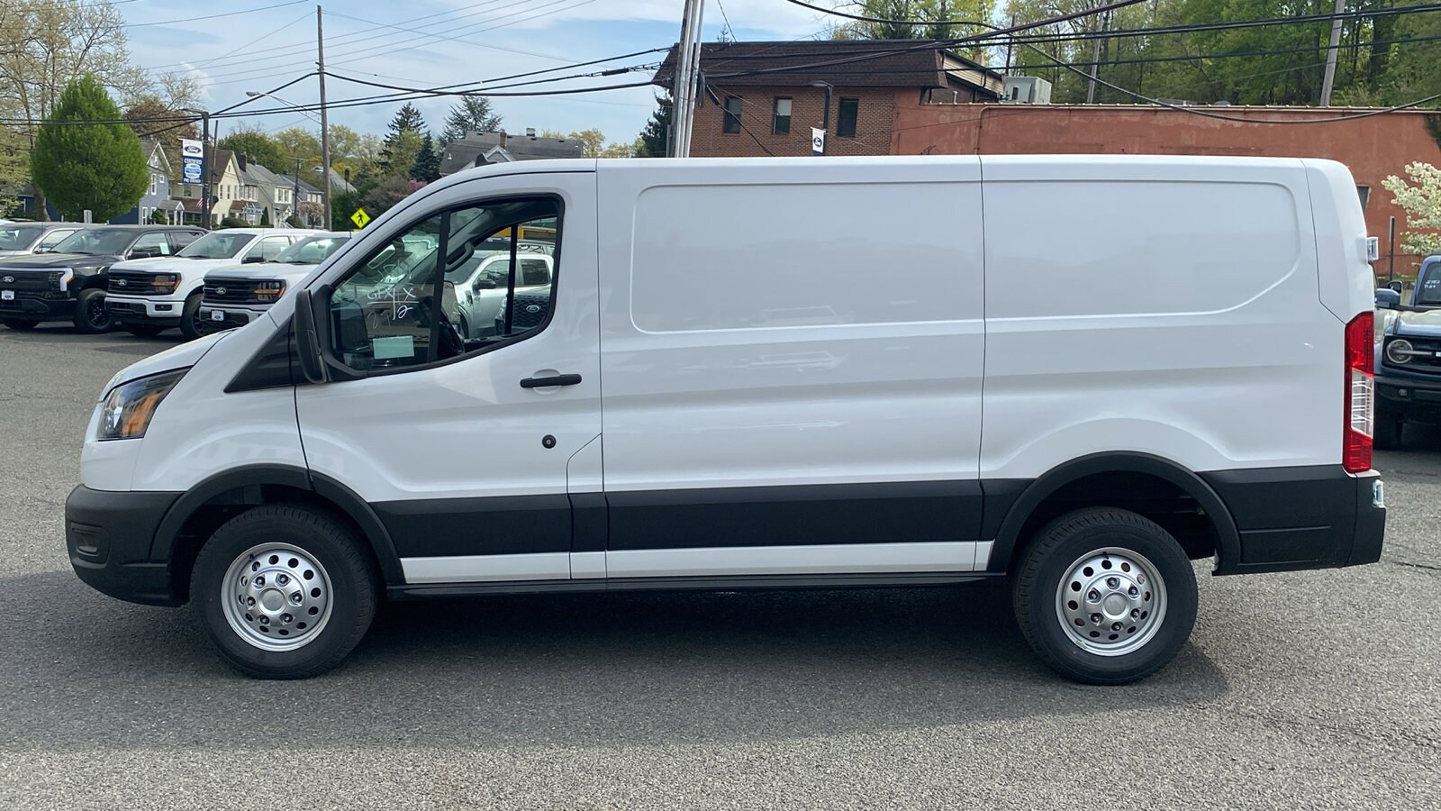 2025 Ford Transit Cargo Van photo 4