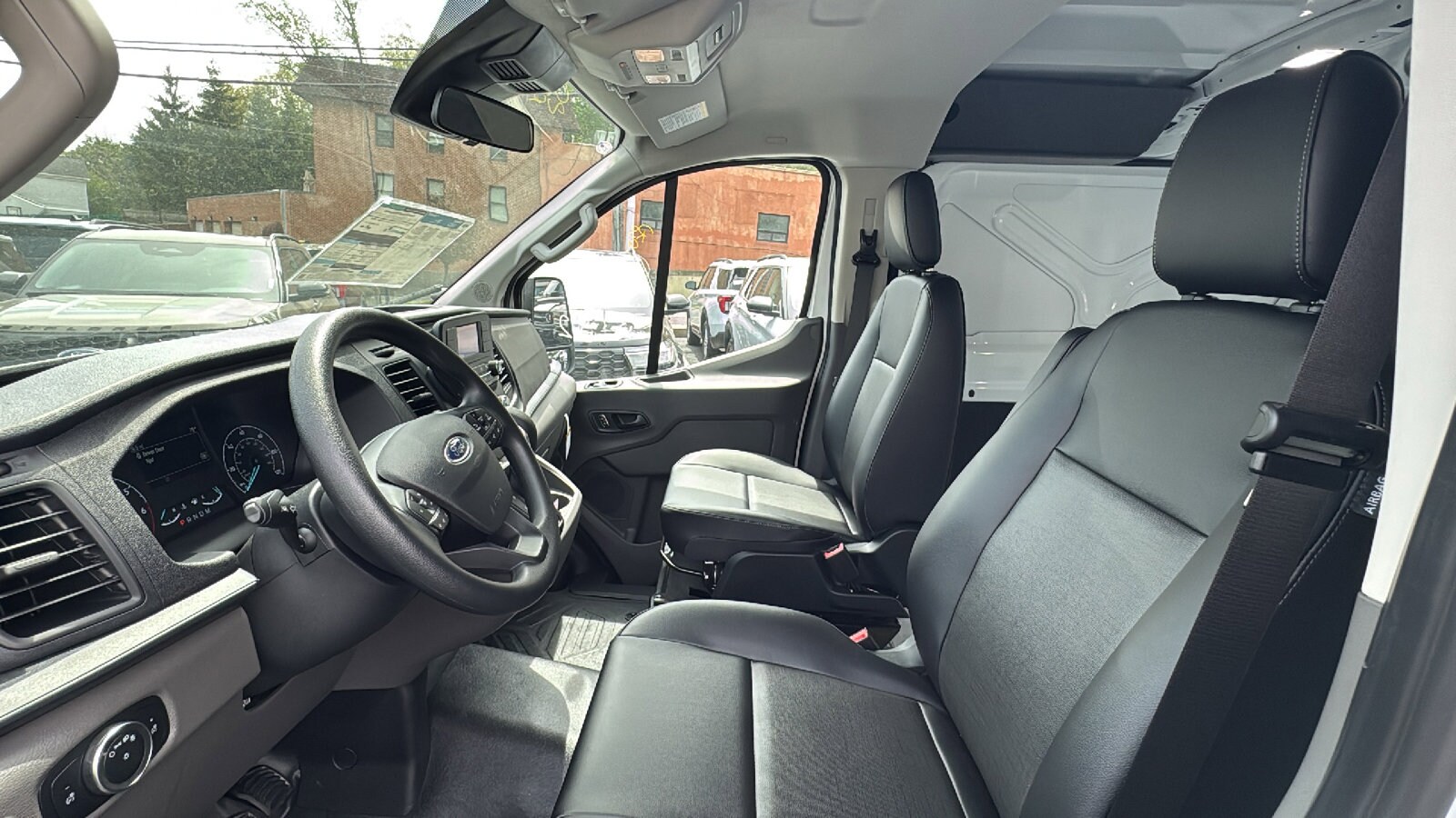 2025 Ford Transit Van Base - Photo 12