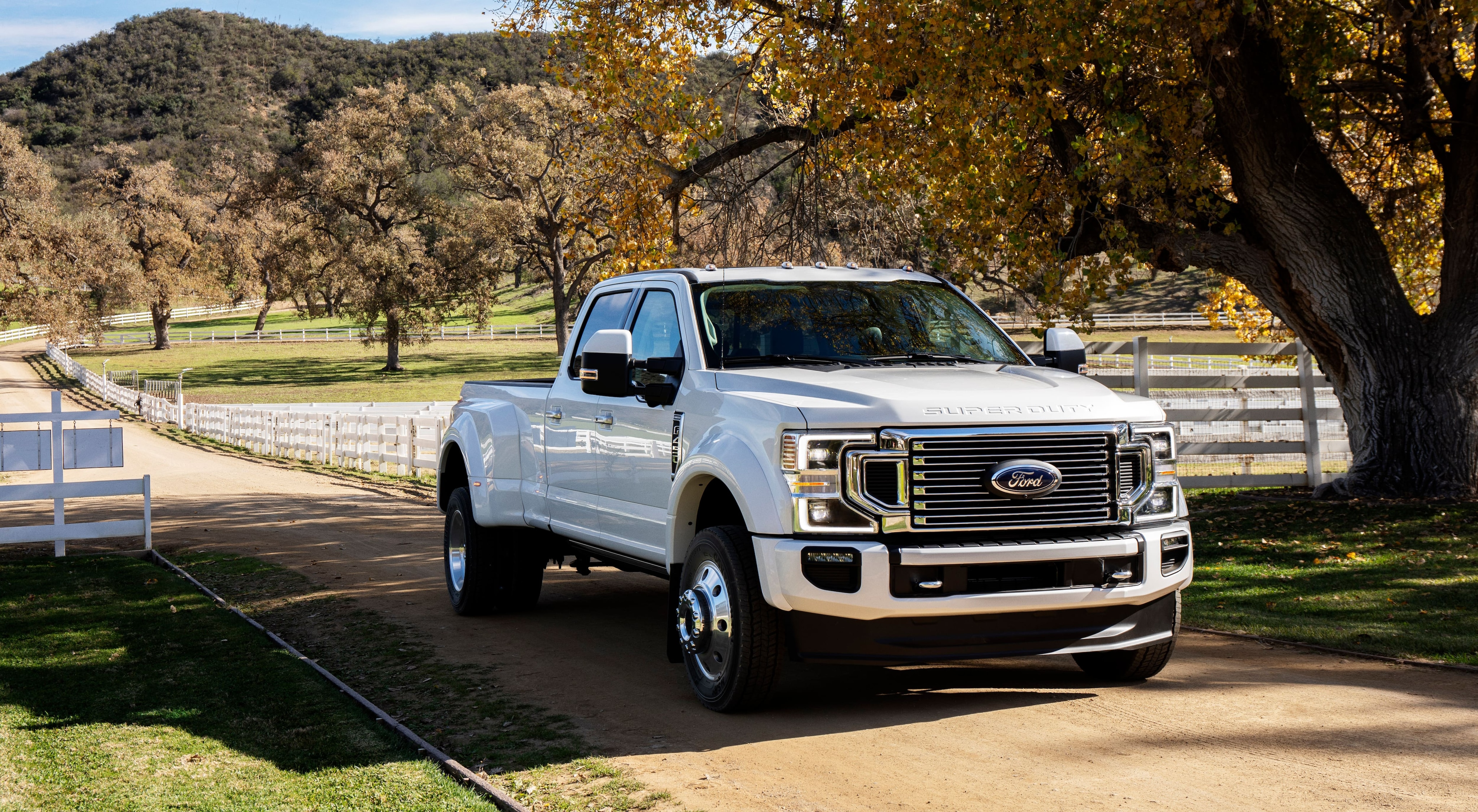 2020 Ford Super Duty Ups the Ante With New Tech & Improved Capability