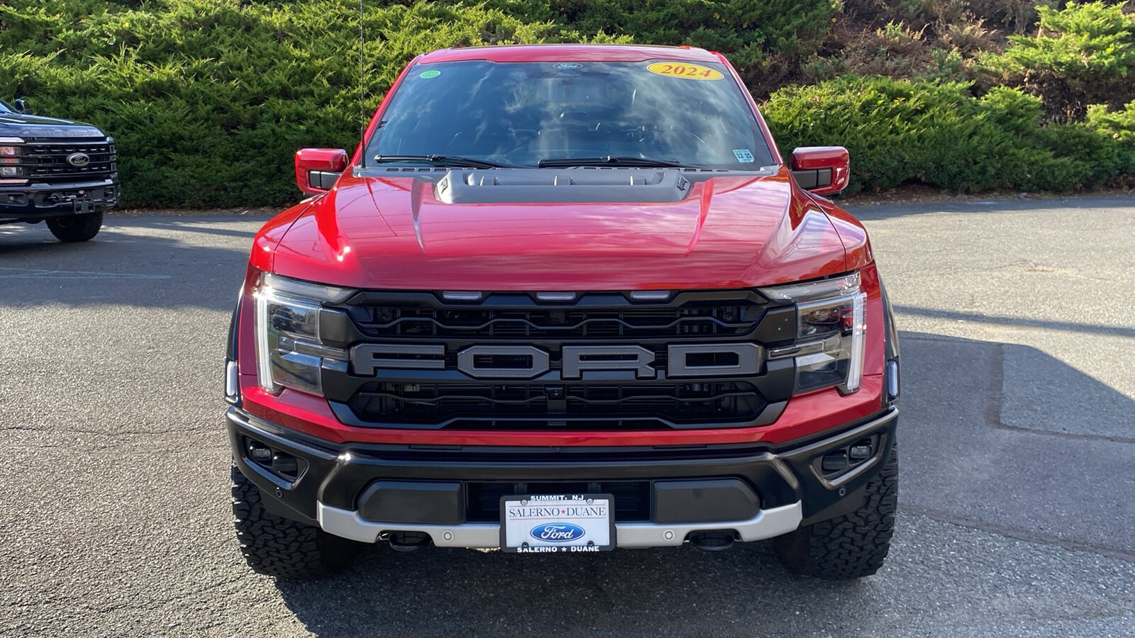 2024 Ford F-150 Raptor photo 2