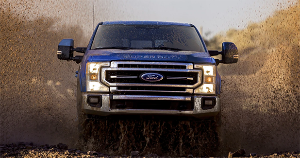 2022 Ford Super Duty Lariat off road