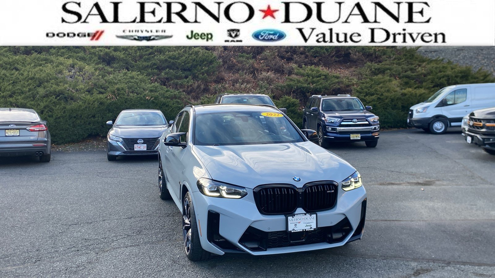 2022 BMW X4 M Base's photo