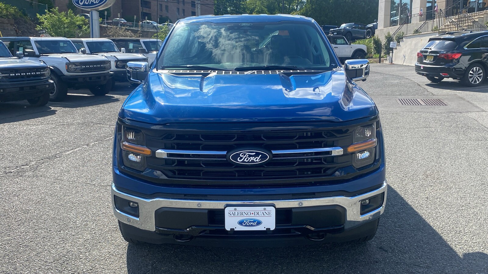 2025 Ford F-150 XLT photo 2