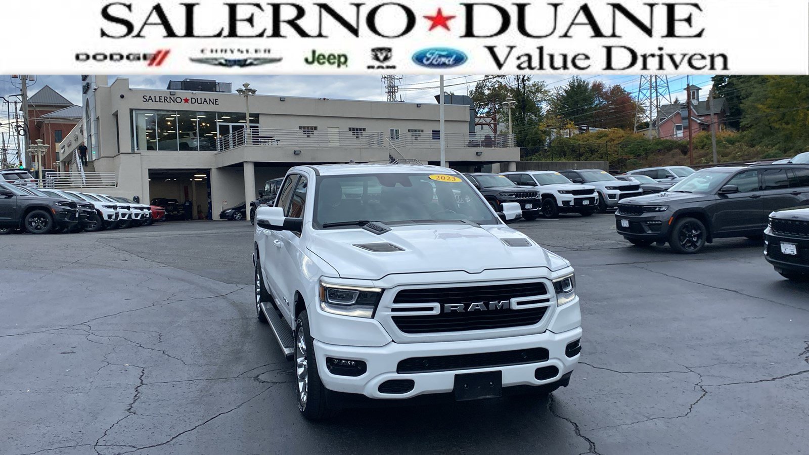 2023 RAM Ram 1500 Pickup Laramie's photo