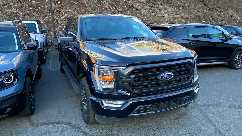 Used 2023 Ford F-150 XLT Truck SuperCrew Cab