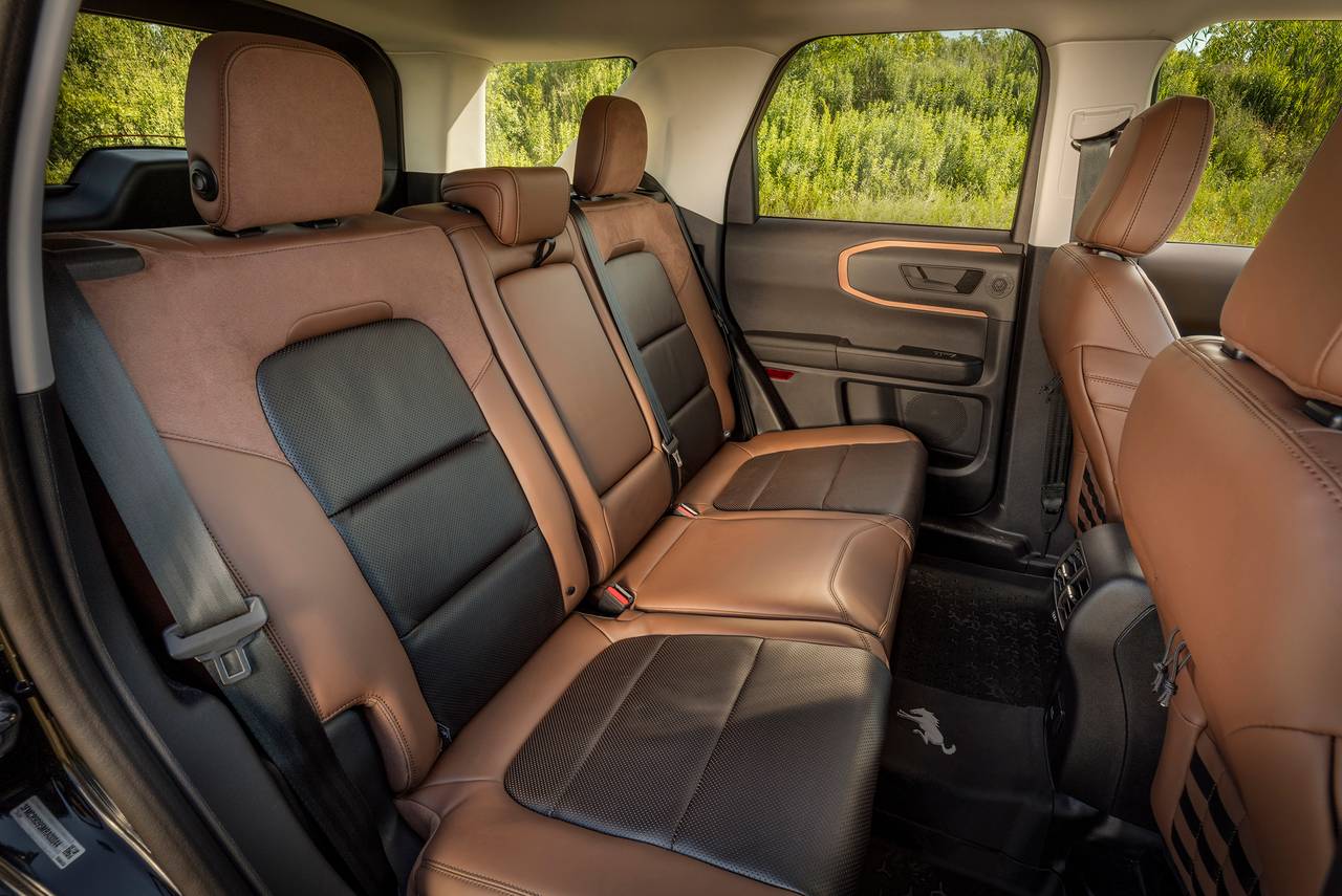 2023 ford bronco sport 4dr suv badlands interior seating
