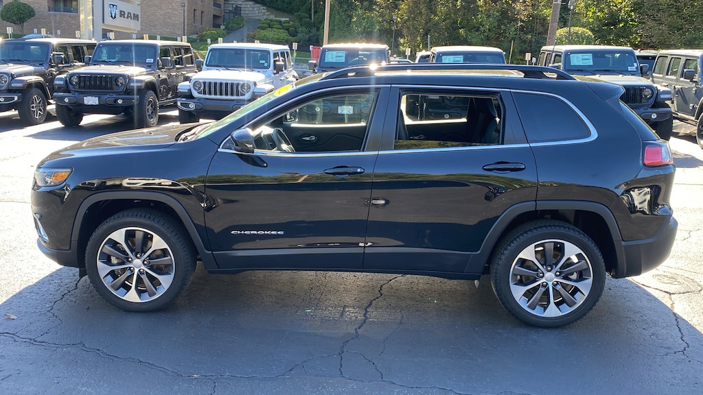 Used 2022 Jeep Cherokee Limited SUV