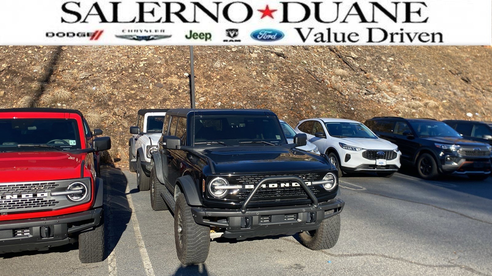 2022 Ford Bronco 4-Door Wildtrak's photo