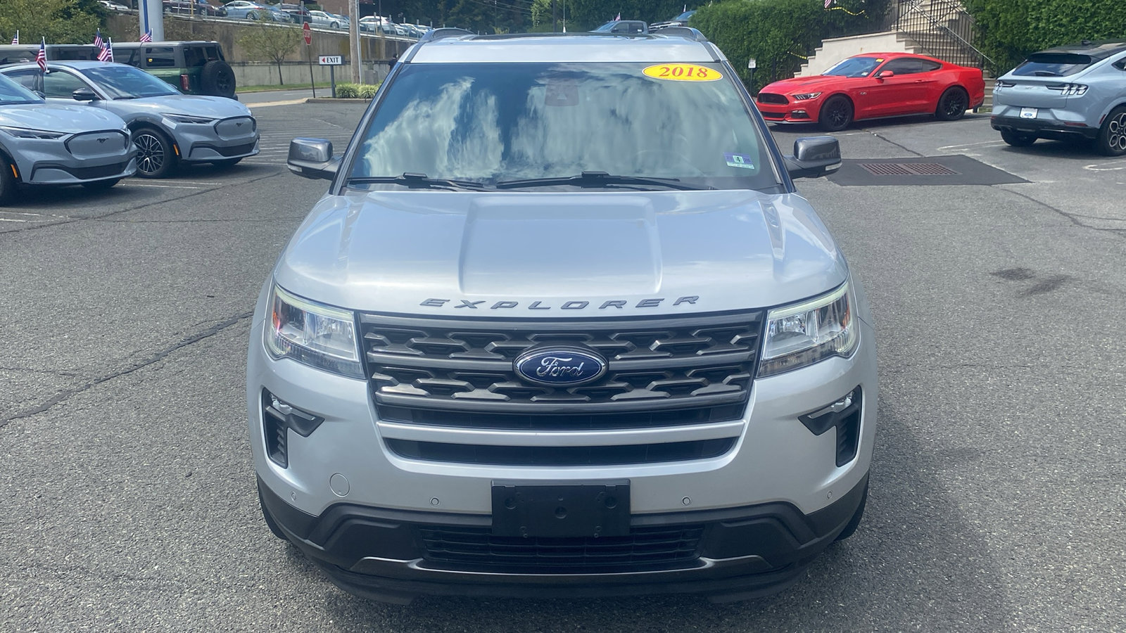 Used 2018 Ford Explorer XLT with VIN 1FM5K8D86JGC60454 for sale in Summit, NJ