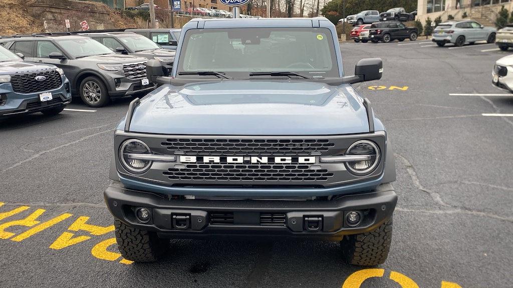 New 2025 Ford Bronco Badlands SUV