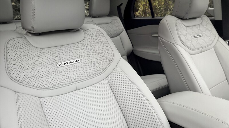 SDFord-blog-25-explorer-seat-material.png