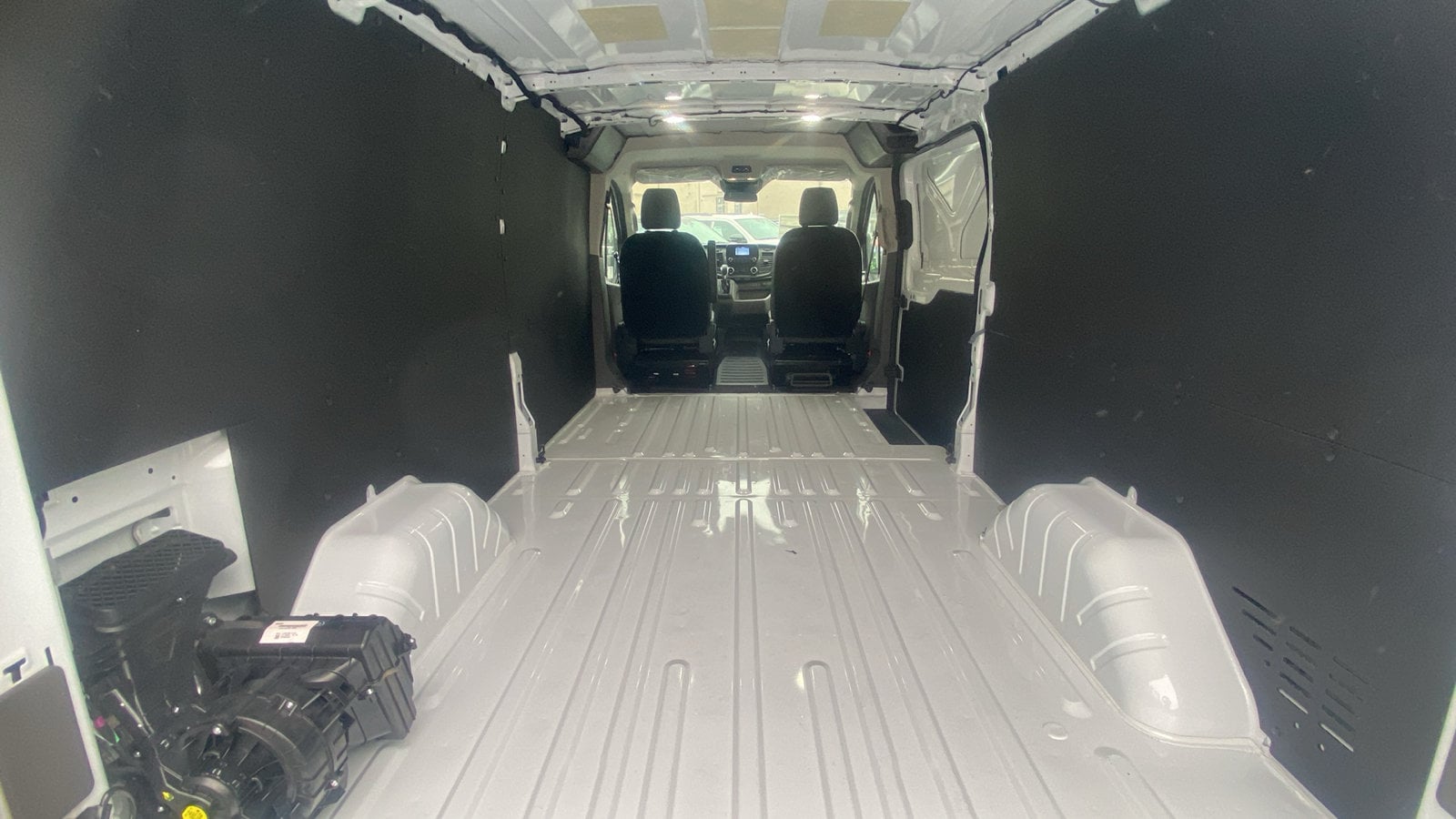 2025 Ford Transit Van Base - Photo 24